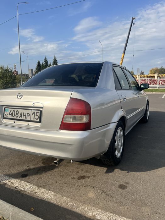 Продам Mazda Familia