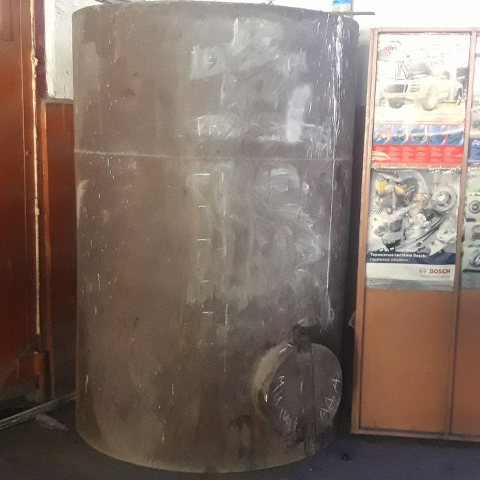 Иомкость для жидкости