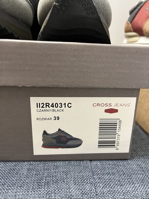 Обувки 39 номер - различни Марки