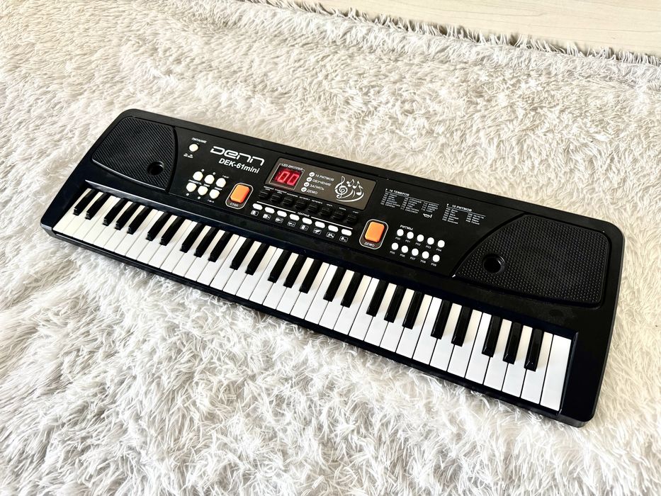 Продам синтезатор пианино Denn DEK61 mini