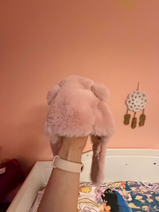 Мекичка бебешка шапка с ушички ZARA