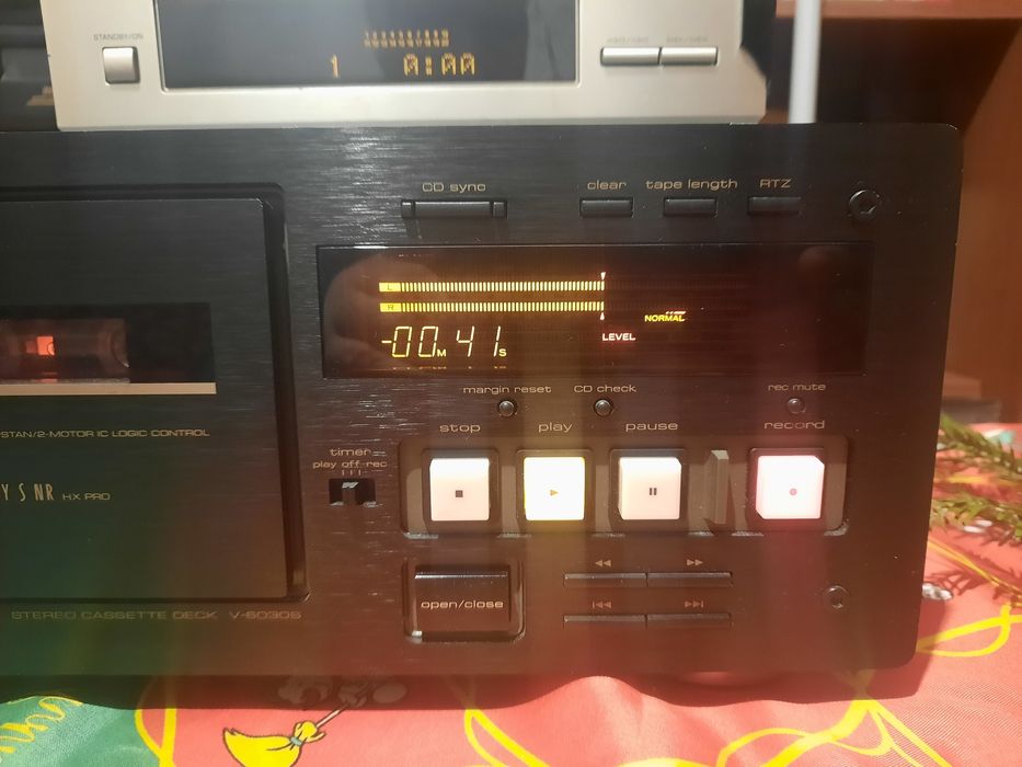 Akai Teac V6030 S perfect funcțional