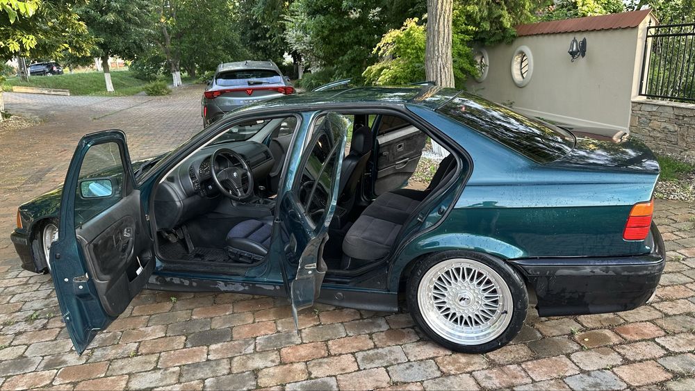 BMW 3 Series 1996