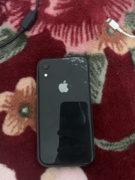 Айфон хр сатылад