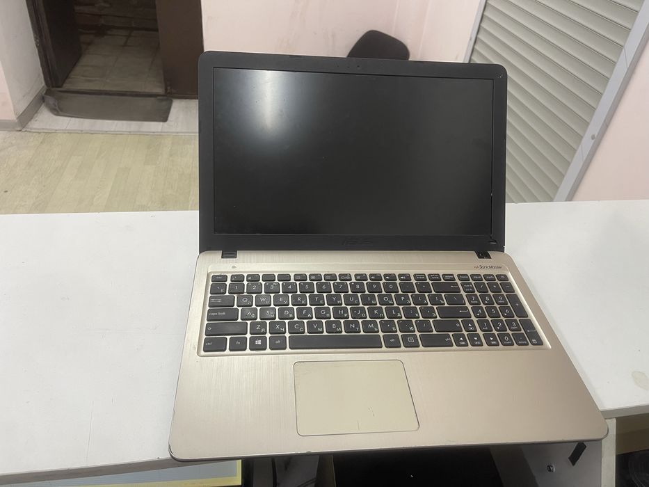 Asus x540 ноутбук продам