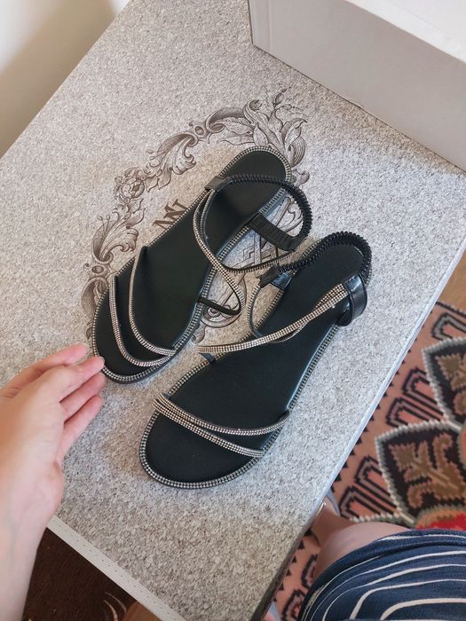 Vand sandale elegante