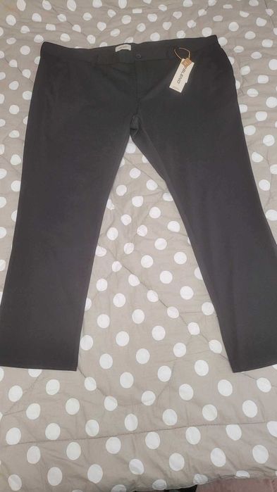 Много голям размер - спортно елегантен панталон. Нов!