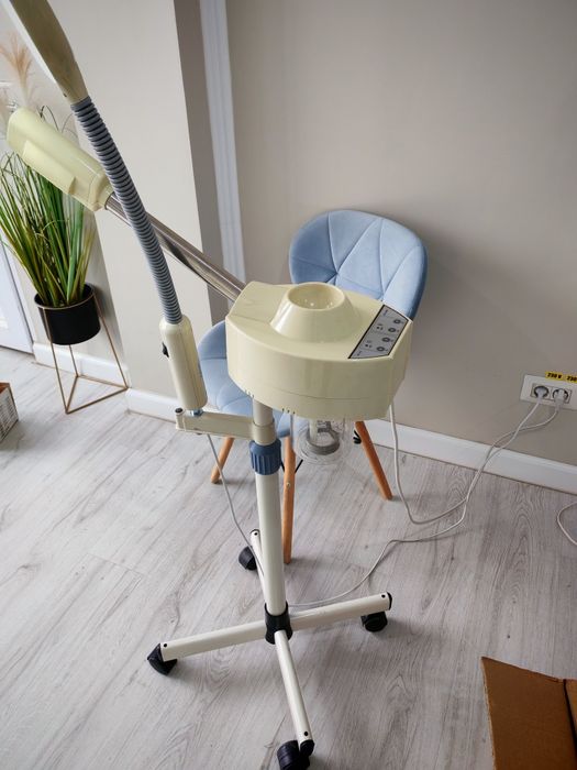 Vapozon cu Lupa Cosmetica LED 2 in 1