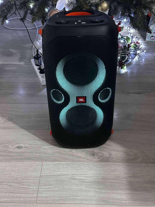 Vand boxa jbl 110