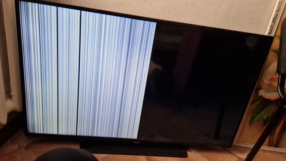 Телевизор самсунг