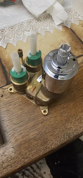 Baterie dus incastrata Hansgrohe ShowerSelect Glass alb- crom termosta