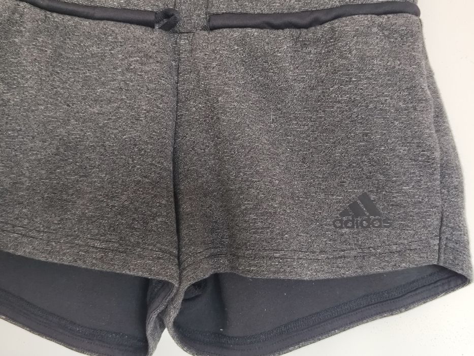 Adidas pantaloni scurți