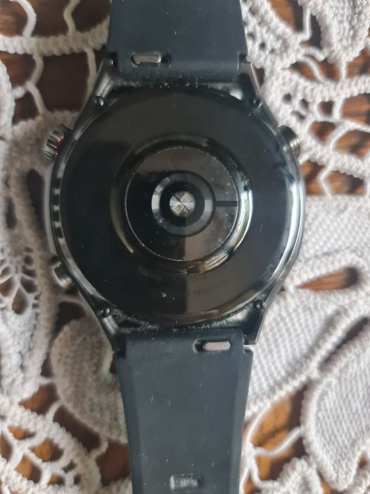 Vand sau schimb Huawei watch Ultimat  stare exceptionala cu Smartwatch Garmin Venu 4