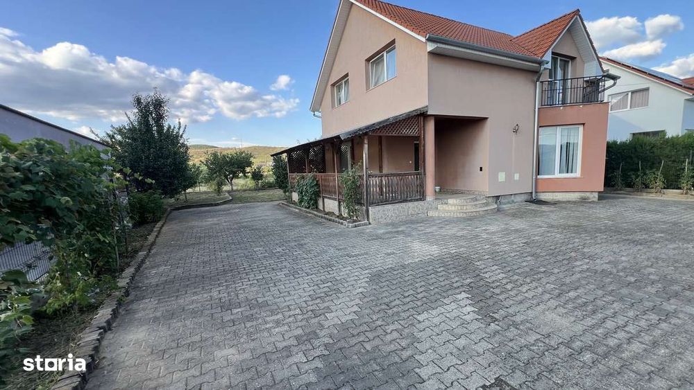De vanzare casa P+M in localitatea Alesd Bihor