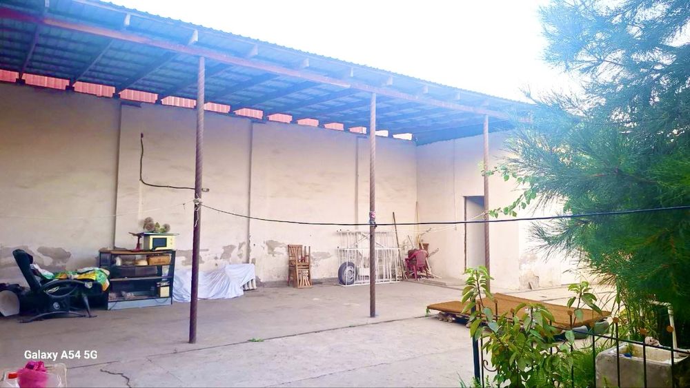 Коттедж для проживания или коммерческих помещений