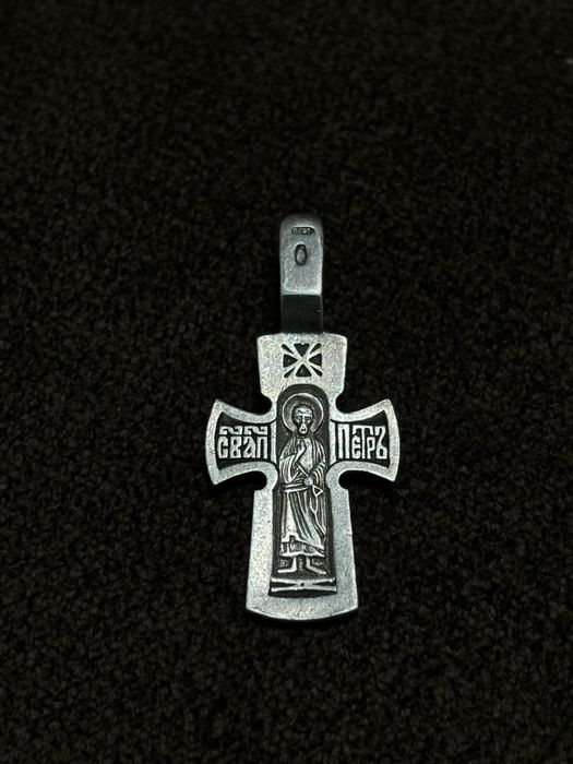 Продам крестик серебреный
