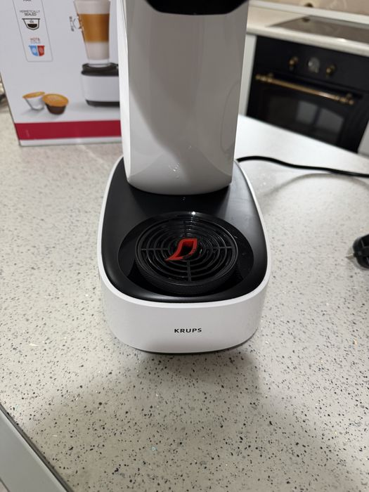 Espressor capsule Krups Infinissima 1.2 litr 1500W alb Pret : 149 lei