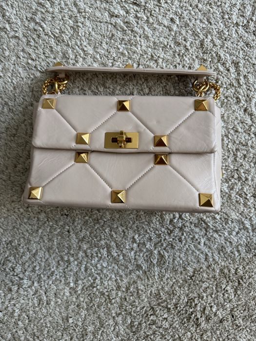 Valentino garavani чанта