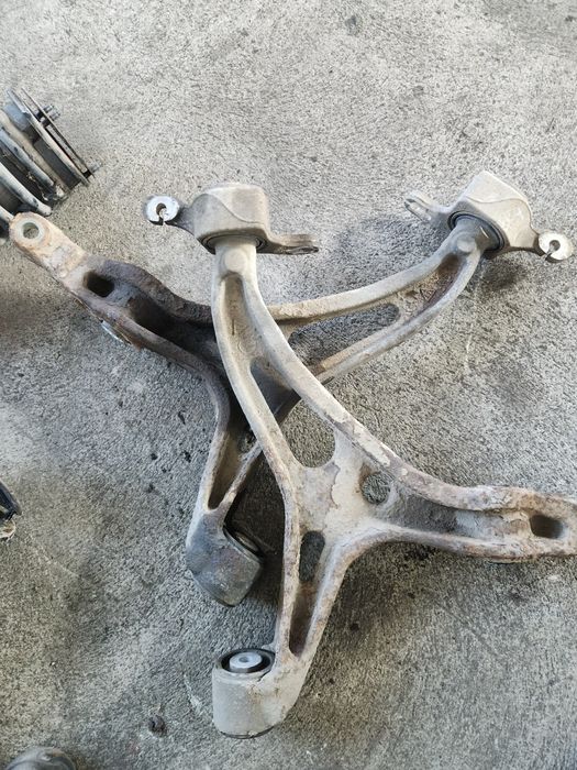 Предни носачи за Mercedes ML W164