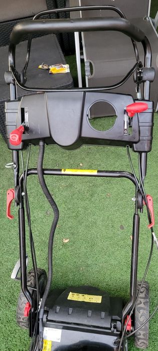 Mașină de tuns iarba/gazon pe benzină de 224ccm pornire la buton 53 cm