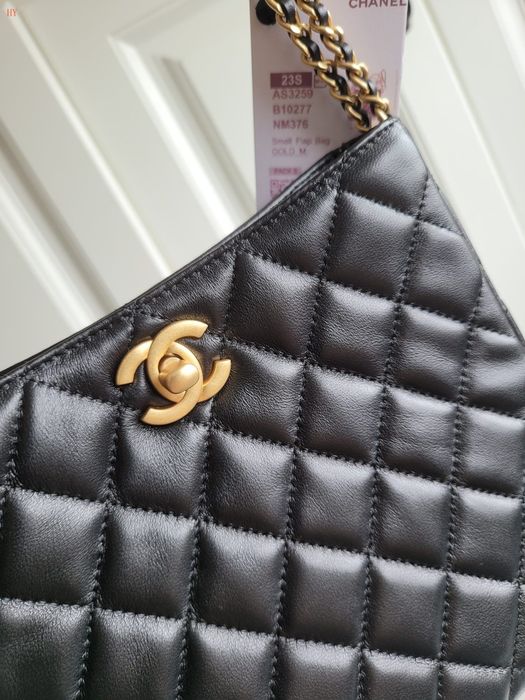 CHANEL  premium  quality !!