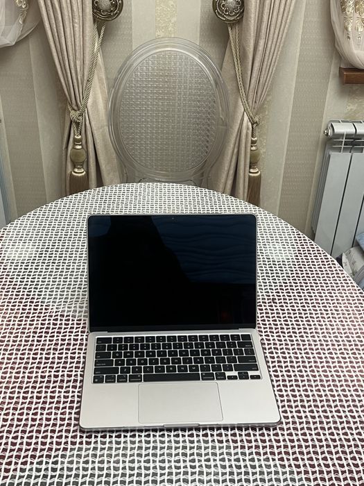 MacBook Air 13 M2, 2022 г