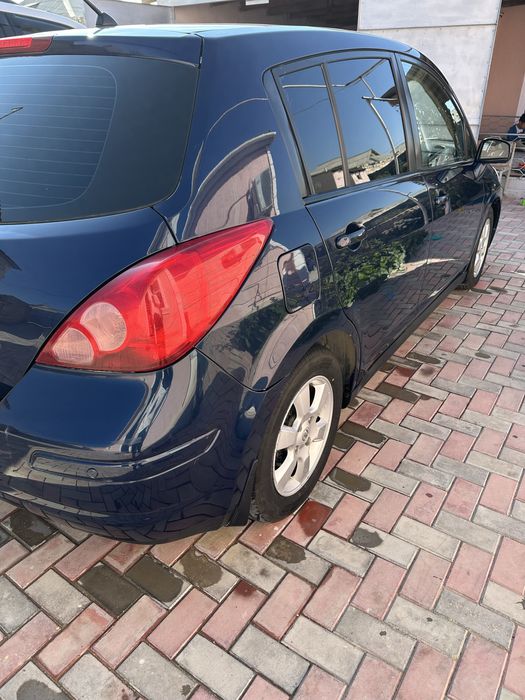 Продам Nissan versa 2008
