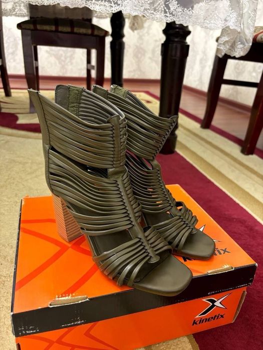 Босоножки лоферы сапоги. Размеры 36