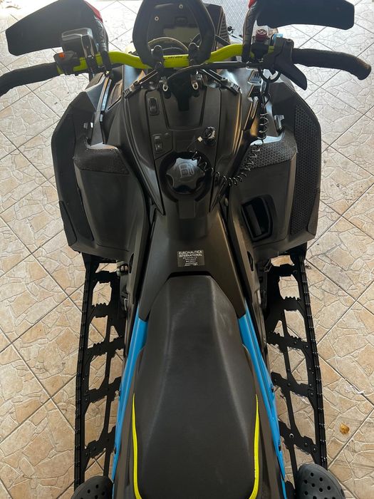 Ski-doo summit  SP 146 2019 167cp