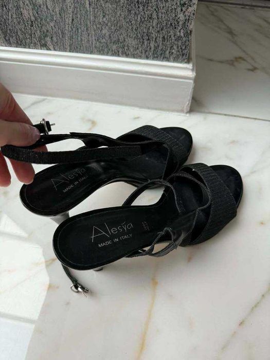 Обувки на ток на Alesya, от Италия Размер 39