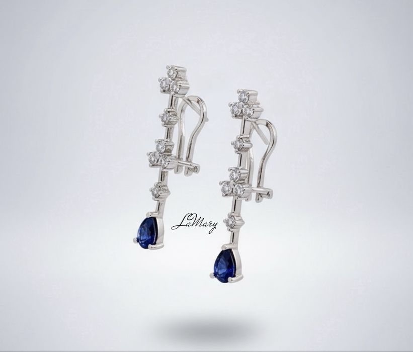 Лаконичные золотые серьги с бриллиантами и Сапфирами