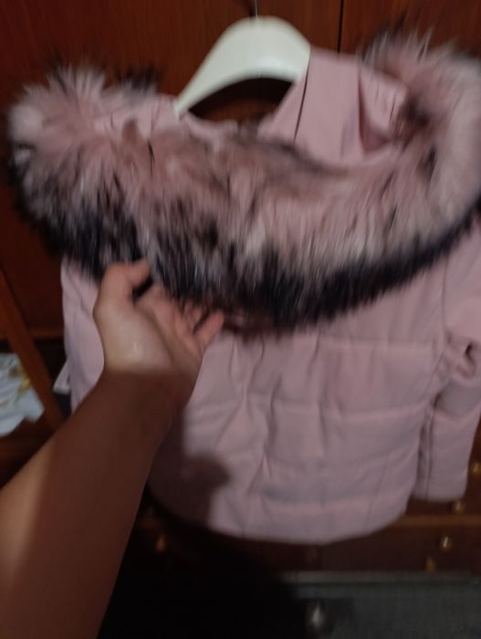 Продавам дамско зимно яке