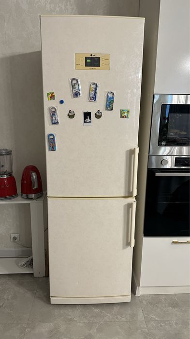 Продается холодильники