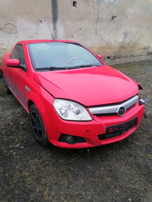 Dezmembrez Opel Tigra B