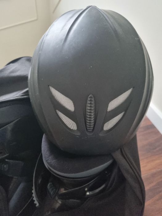 Clăpari Rossignol si casca ski