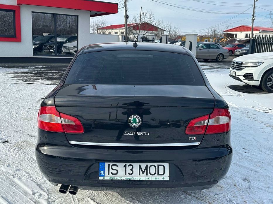 Skoda Superb 2,0 tdi 2011 euro 5 accept variante !