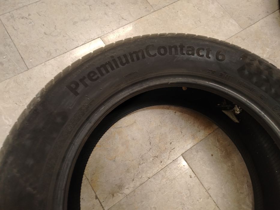Continental Premeuim Contact 235/60/18