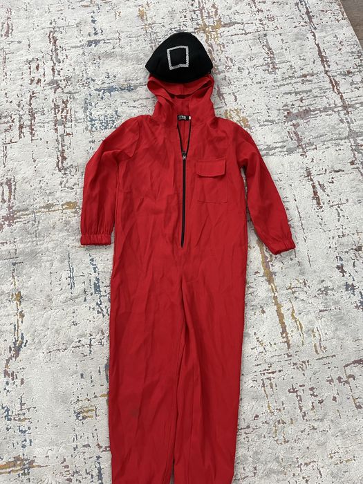 Продается костюм игры в кальмере