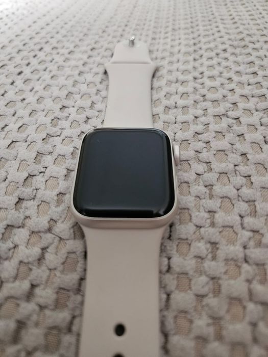 Часы Apple Watch SE 2 - поколения
