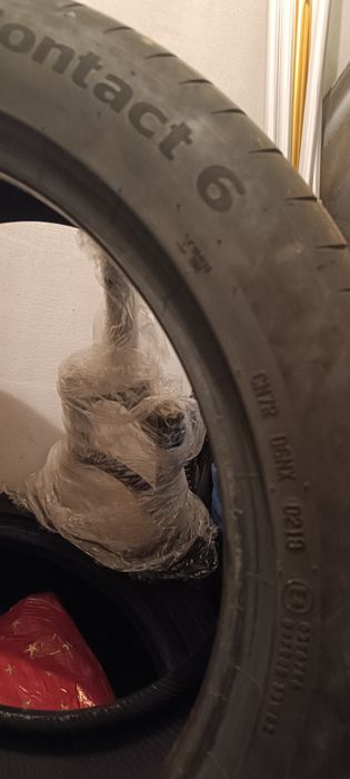 Гуми 225/45/17 континентал