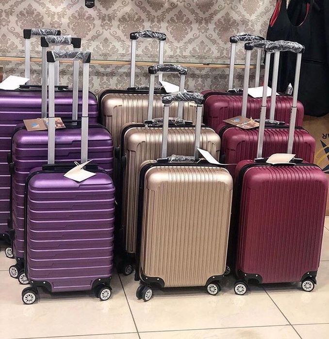 Чемодан пластиковые Магазин 24/7