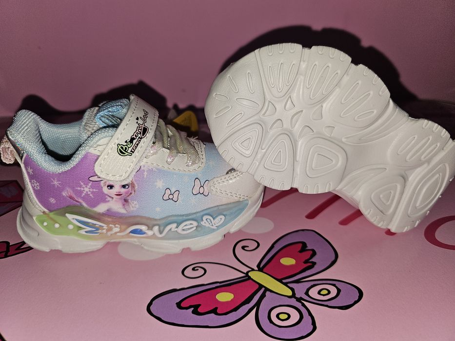 Светещи маратонки Замръзналото кралство