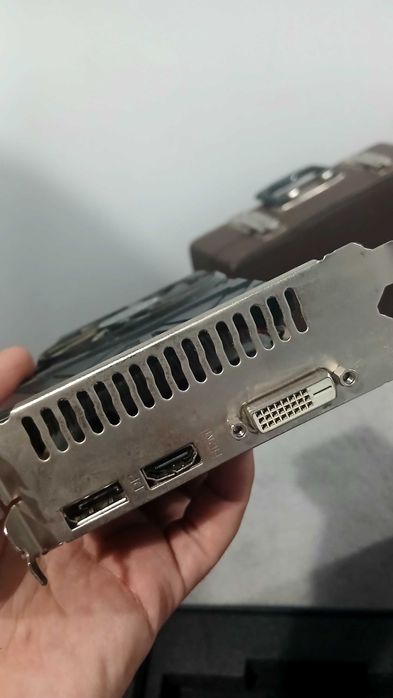 За всё 800 тыс. сум. Видеокарта Axle gtx 1050 ti и другое б/у