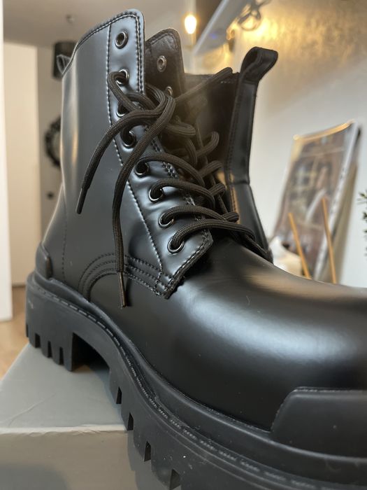 Продам ботинки