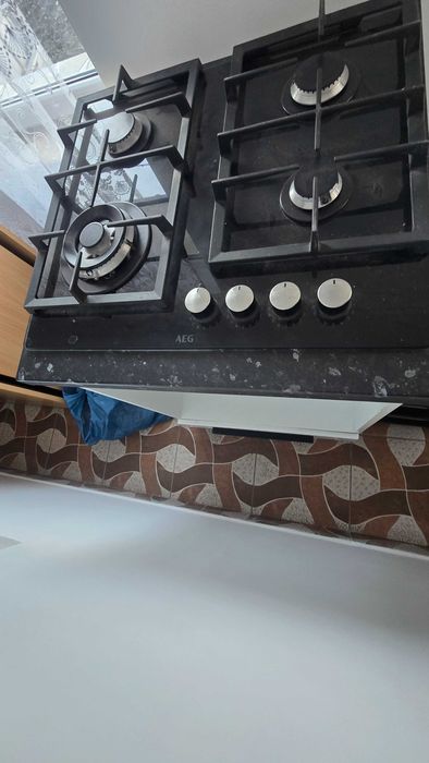 Plită de aragaz pe gaz AEG