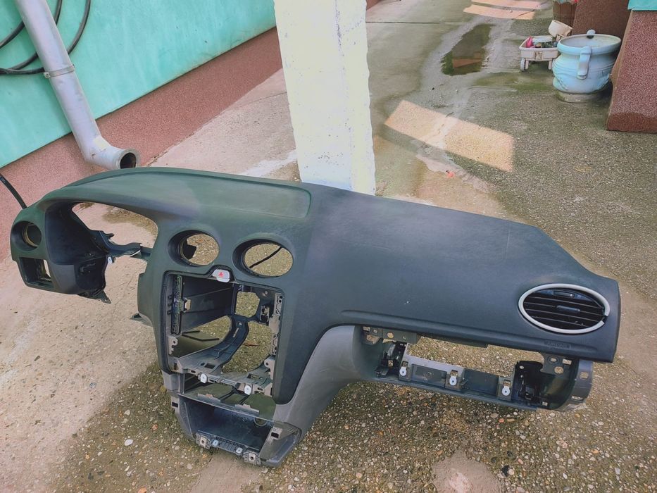 Plansa bord ford focus 2 cu airbag