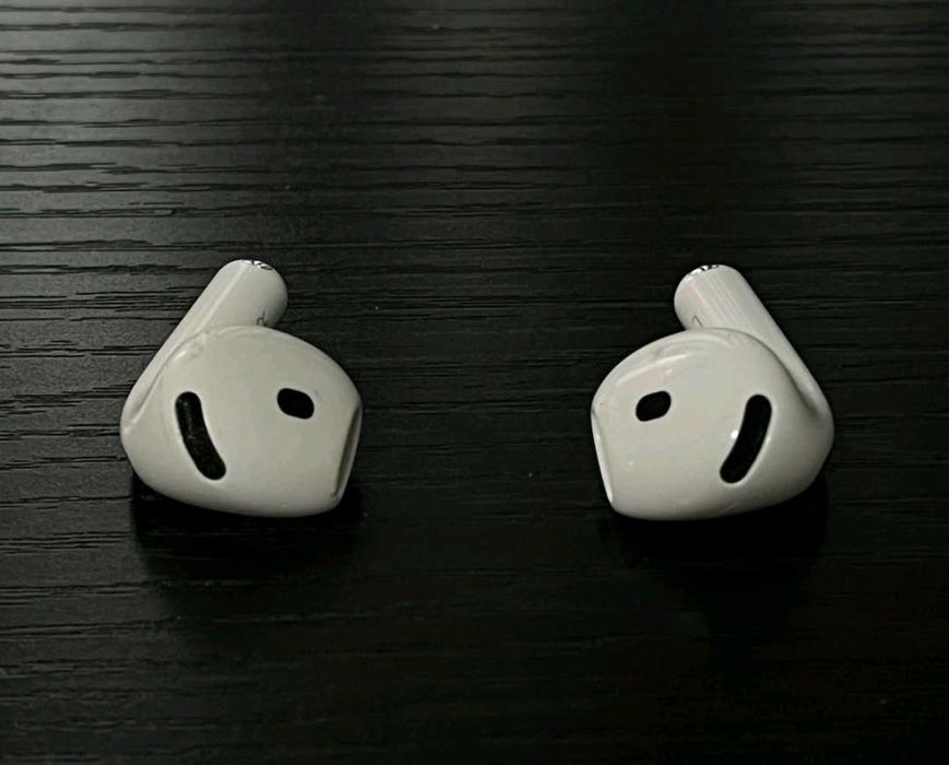 Apple airpods 4 (ANC) ..100% Original!..