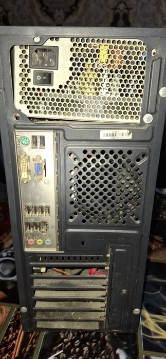 Komputer komplekt sotiladi