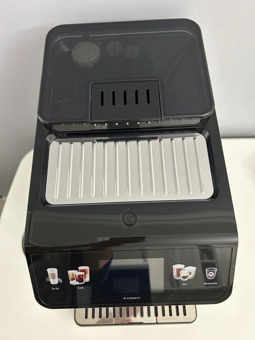 Кофемашина DeLonghi Eletta Explore