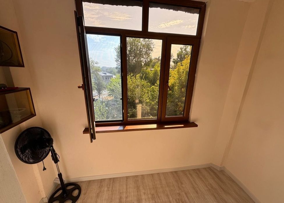 Чиланзар 8-й квартал Двухкомнатная Ориентир Makro Parus Supermarket